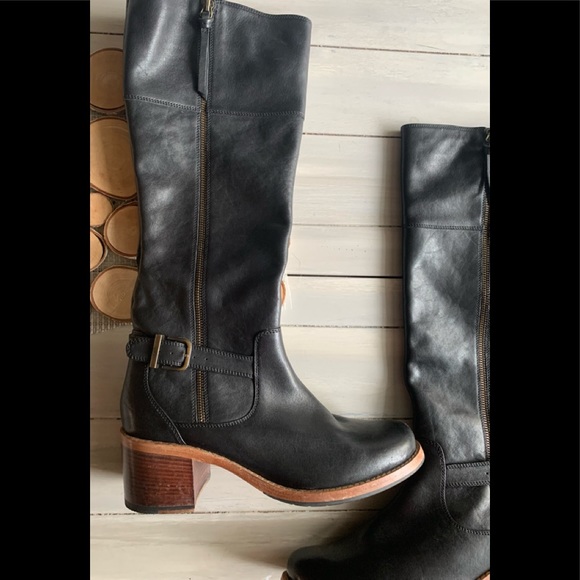 Clarks Black Leather Knee High Boots - Picture 7 of 7